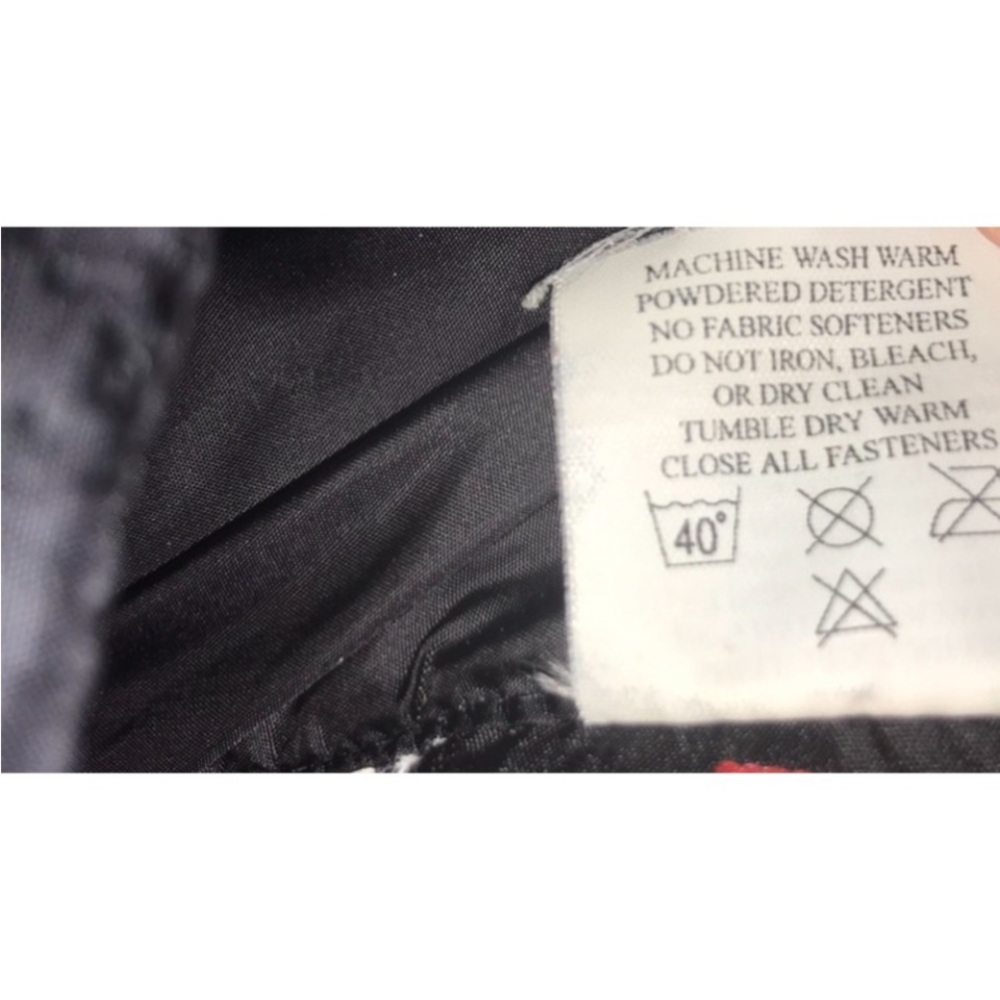 Marmot Women's Quilted Black Vest - Picture 8 of 9